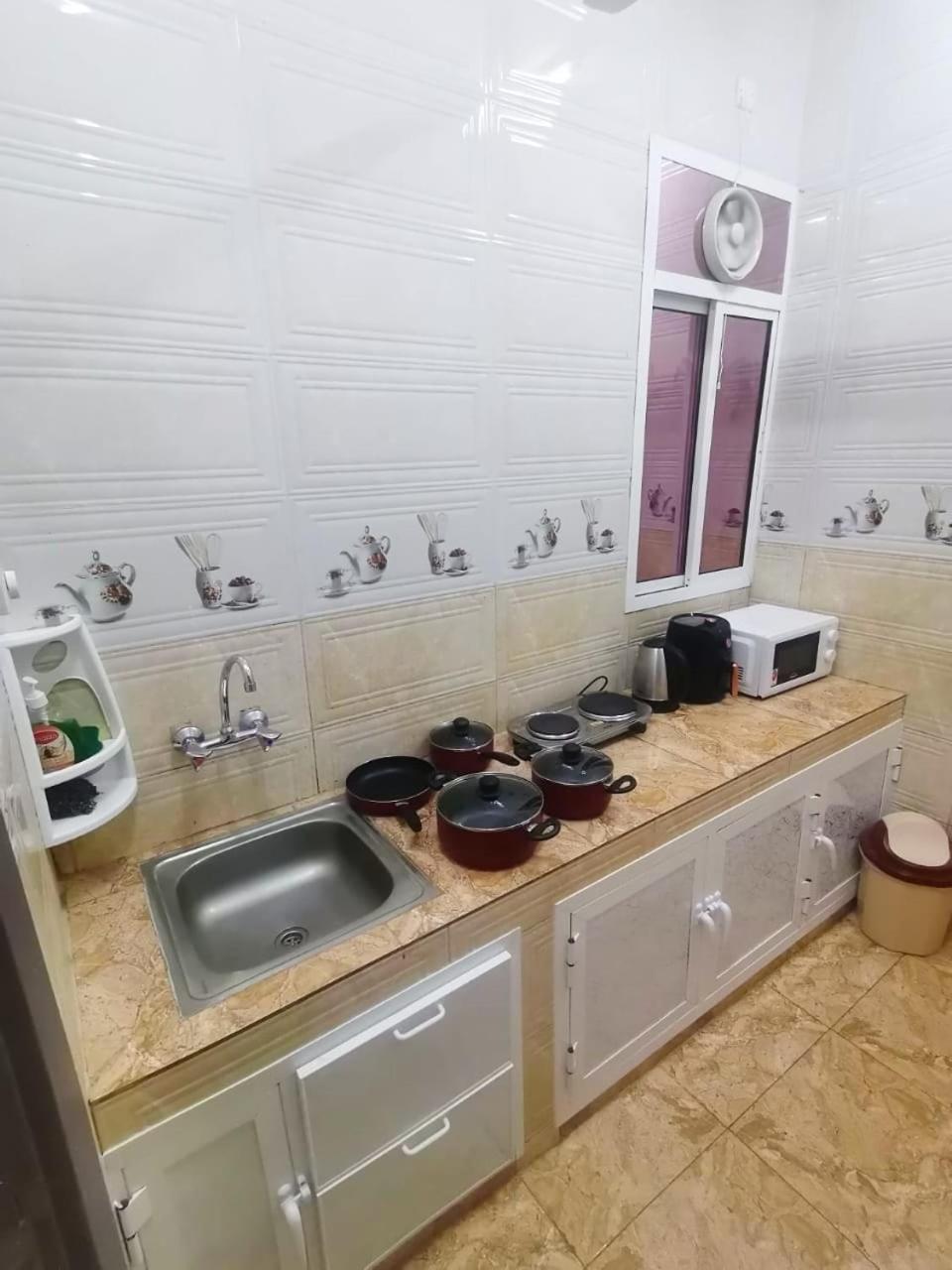 فندق الرستاق Takham Exterior foto