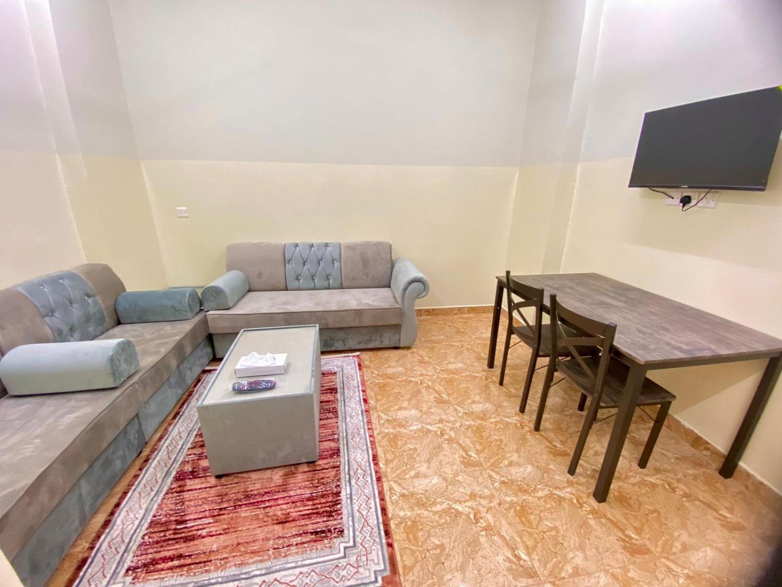 فندق الرستاق Takham Exterior foto