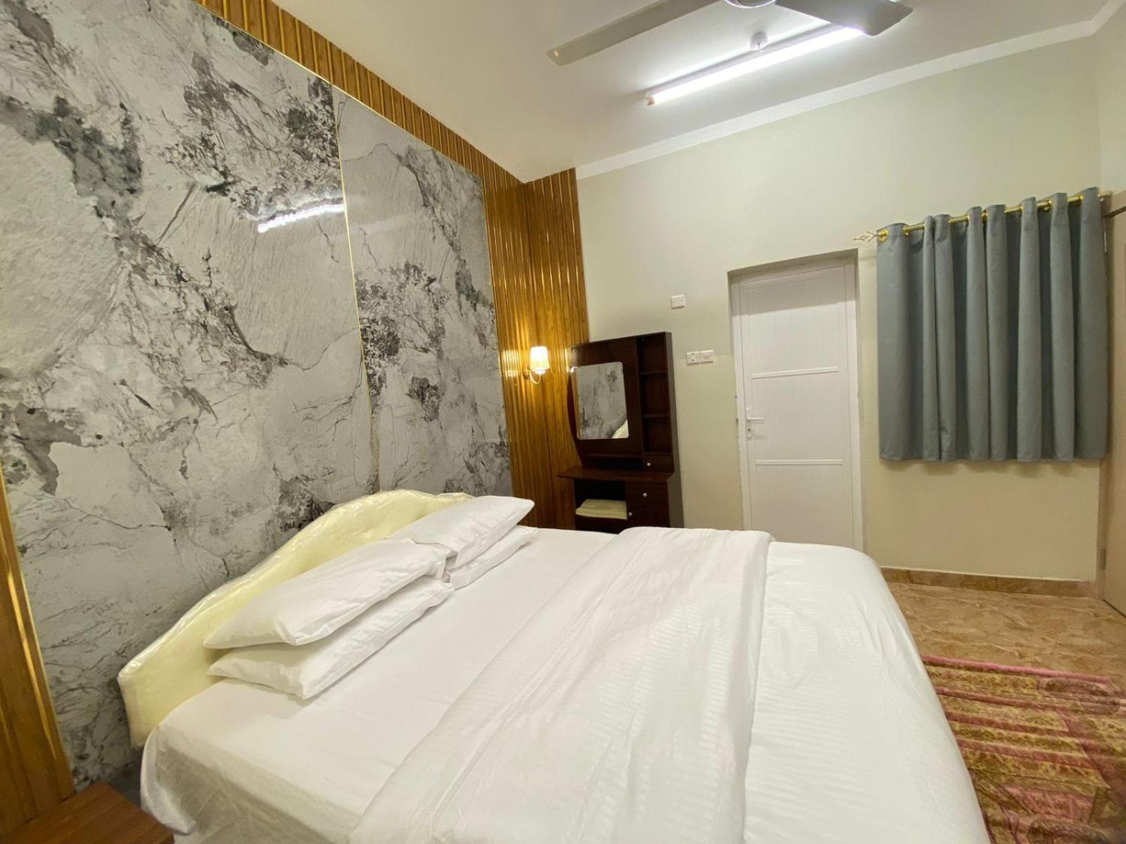 فندق الرستاق Takham Exterior foto