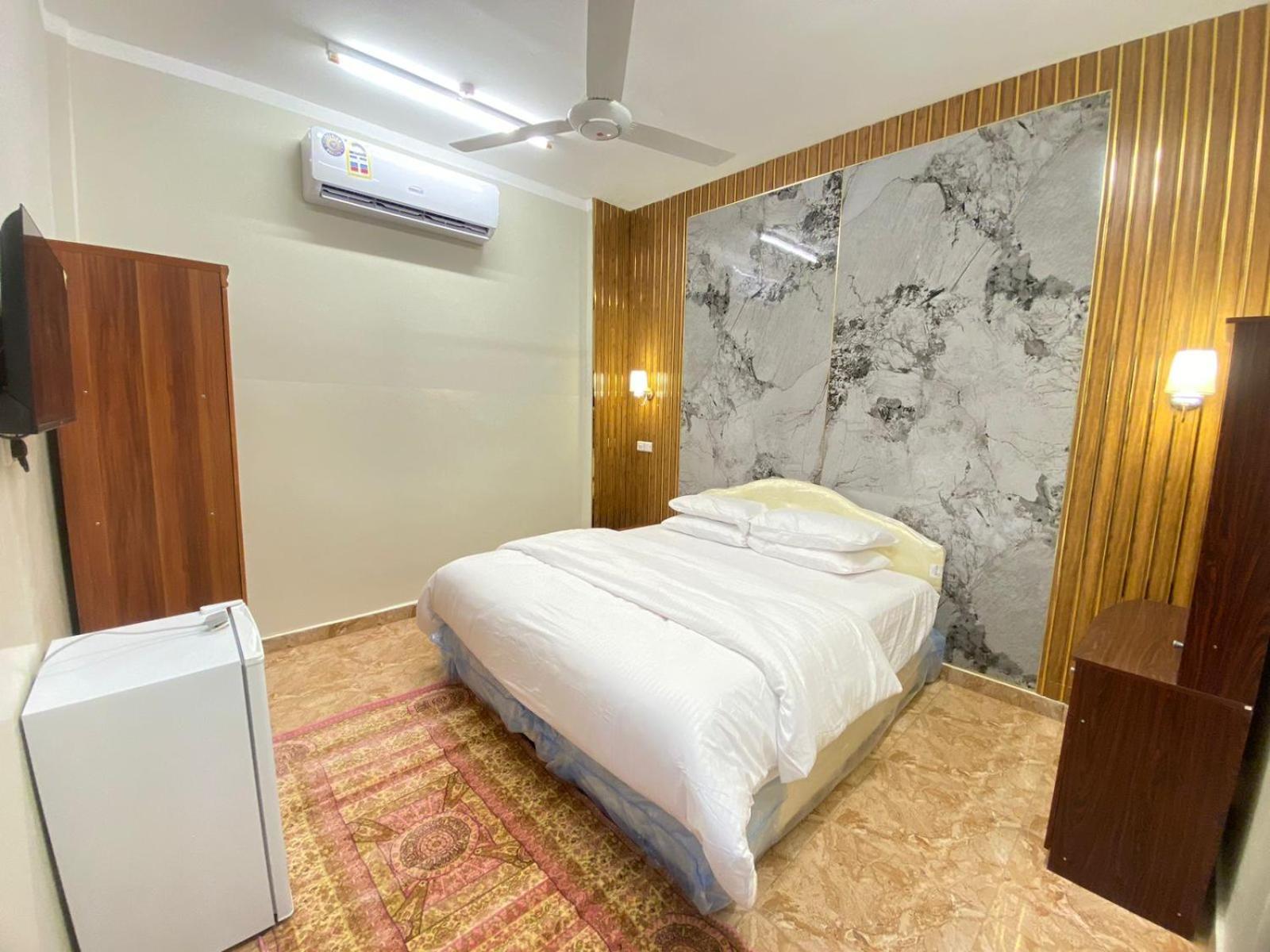 فندق الرستاق Takham Exterior foto